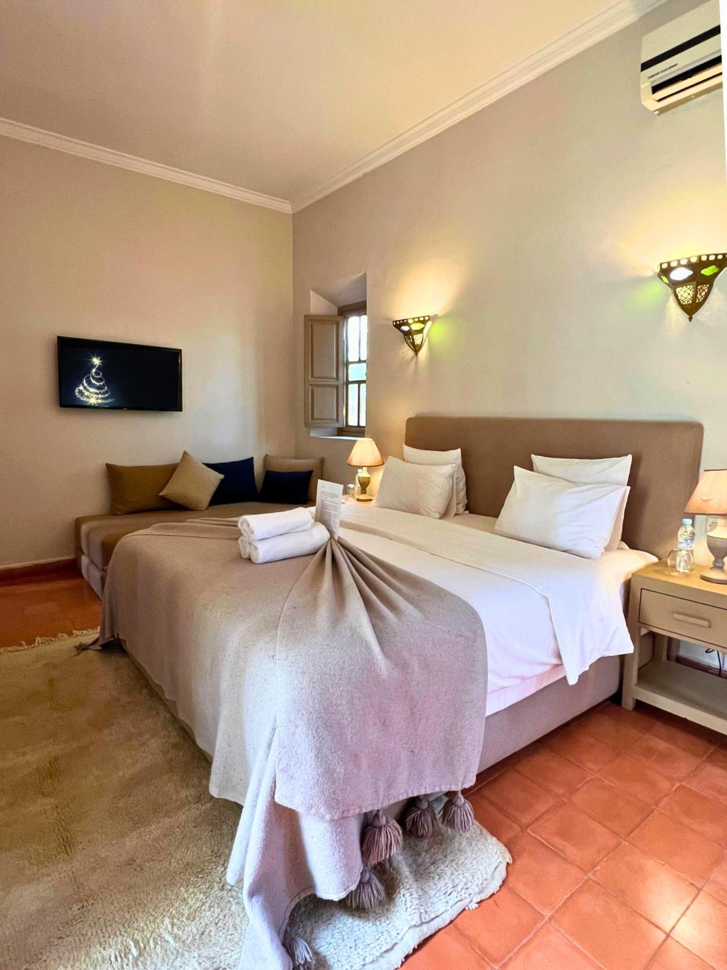 Villa Nour El Makina Luaran gambar