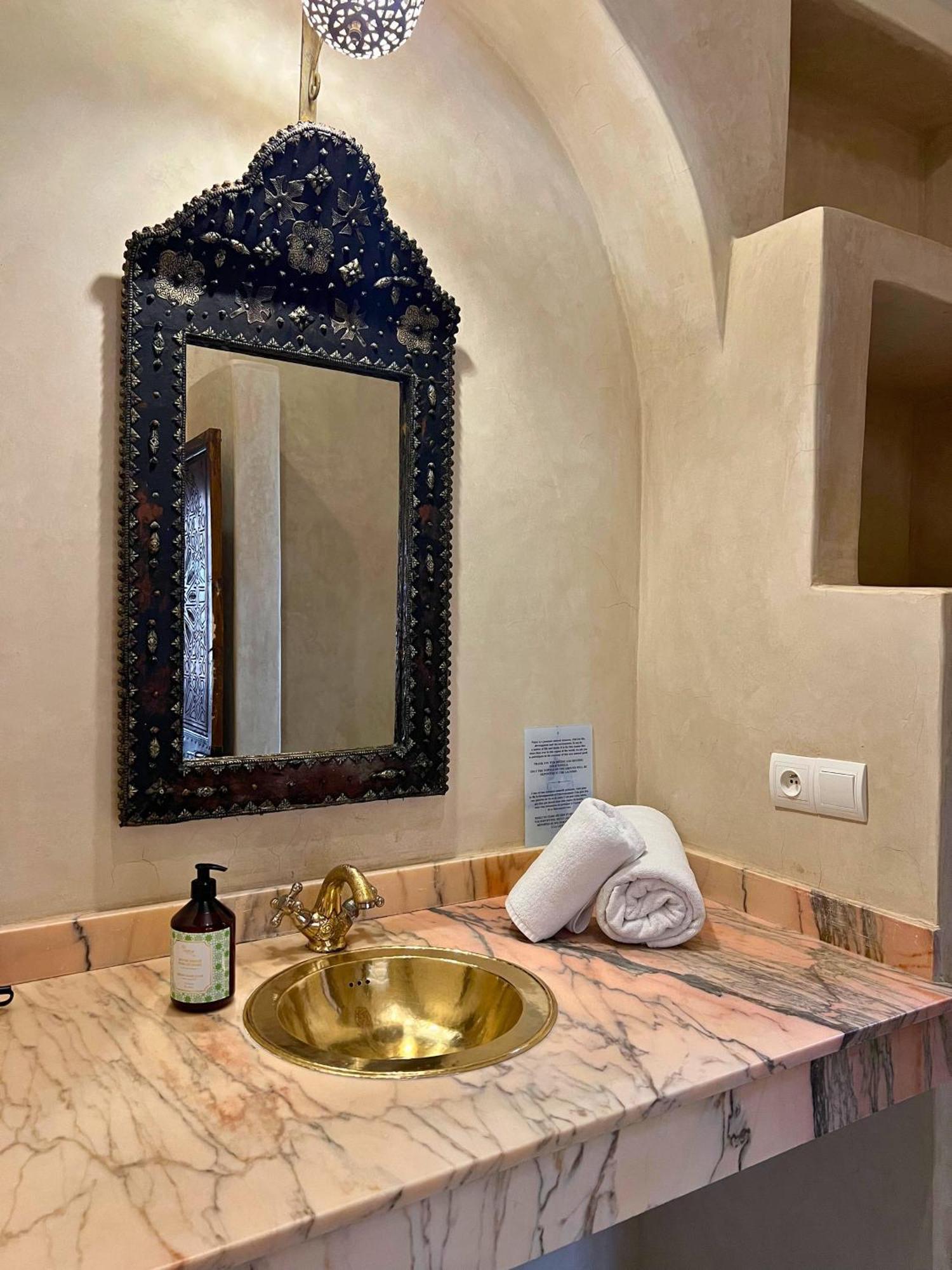 Villa Nour El Makina Luaran gambar