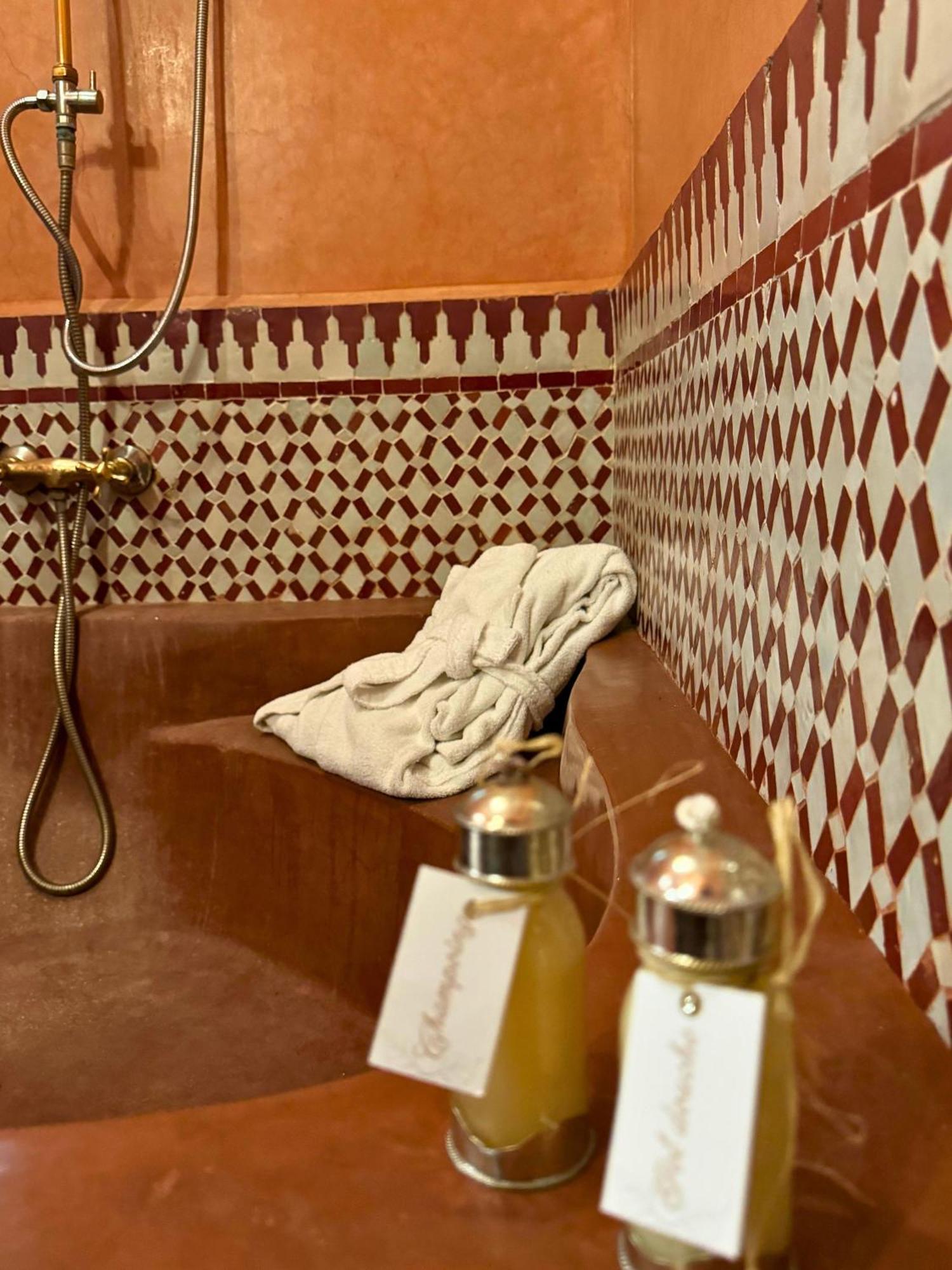 Villa Nour El Makina Luaran gambar